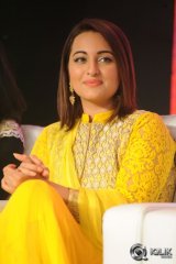 Sonakshi Sinha at Lingaa Movie Audio Success Meet